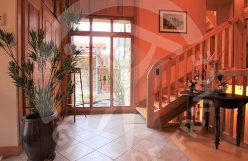 Polignac House | 110 m² House ∙ 2 bedrooms ∙ 5 guests