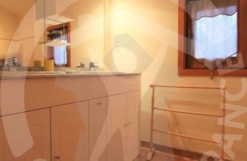 Polignac House | 110 m² House ∙ 2 bedrooms ∙ 5 guests
