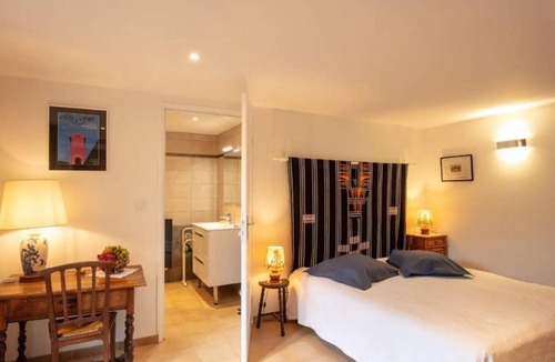 Montcabrier House | 110 m² House ∙ 3 bedrooms ∙ 6 guests