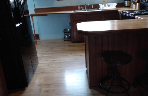 Cawker City House | 110 year old Renovated farm house in the heart of Cawcker city
