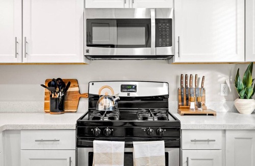 Tempe House | 1106 E. Weber Drive/UNIT 1017