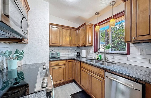 Walsingham Cottage | 11083 106th Ave
