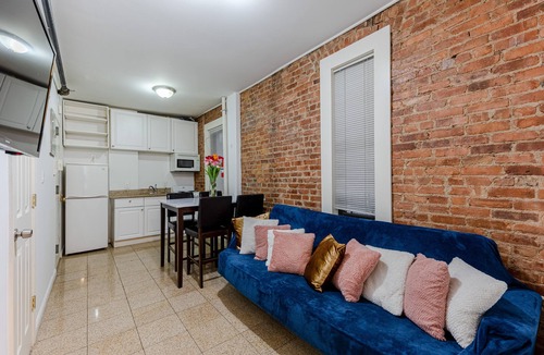 East Harlem Apartment | 110th Boutique Hotel