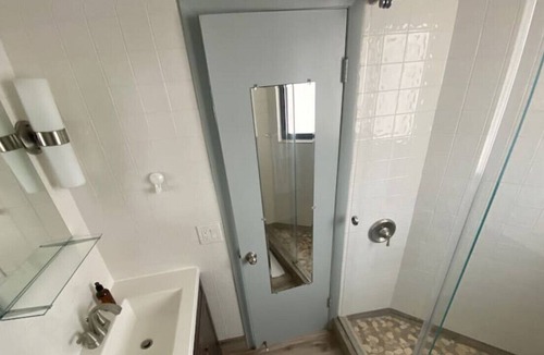 Hendricks and Venice Isles Apartment | 111 #8 · Waterfront home with Boat rentals available