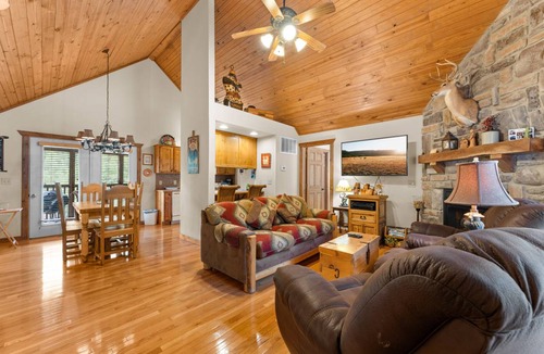 Branson West Cabin | 111 m² Lodge ∙ 2 bedrooms ∙ 6 guests