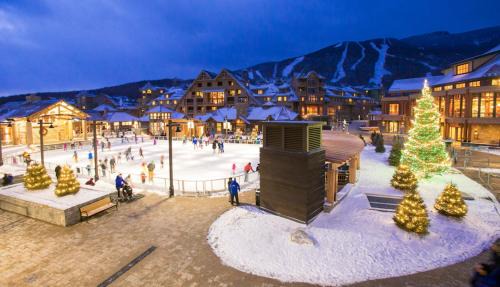 Stowe Area Resort | 1116 Lodge At Spruce Peak Ski In Ski In Ski Out King Studio By Stowe Mountain Rentals
