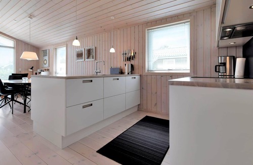Nykøbing House | 11190-1 Nykøbing Sj - Lynghækken 18