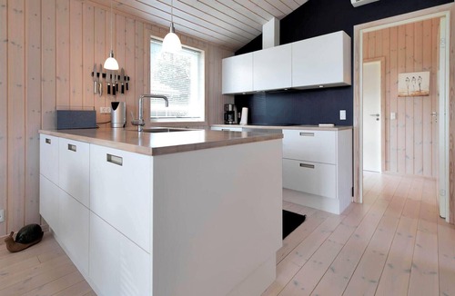 Nykøbing House | 11190-1 Nykøbing Sj - Lynghækken 18