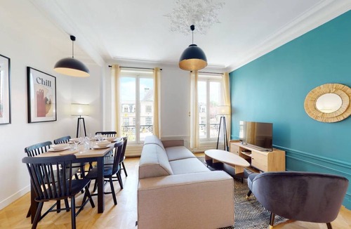 Choisy-le-Roi Resort | 112 m² Private room ∙ 1 bedroom ∙ 2 guests