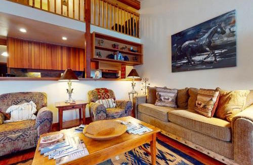 Moose Wilson Road Apartment | 1123 Indian Paintbrush