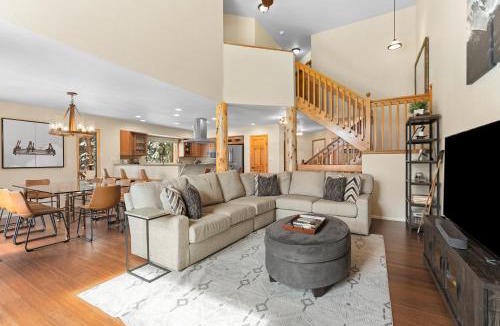 Wildernest Villa | 113 Burgundy Circle