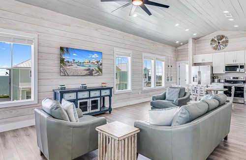 Fulton House | 114 Seven Palms, Sunshine and Flip Flops