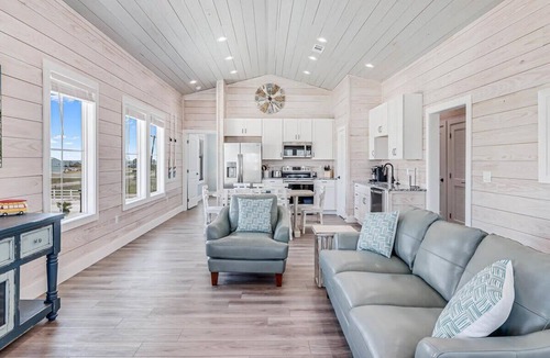 Fulton House | 114 Seven Palms, Sunshine and Flip Flops