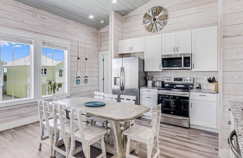 Fulton House | 114 Seven Palms, Sunshine and Flip Flops