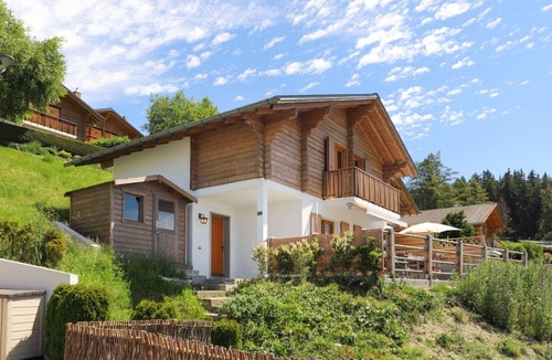 Lens Other | 115 m² Accommodation ∙ 3 bedrooms ∙ 6 guests