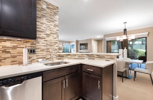 Northwest Bellevue Apartment | 115 - Modern & Serene~Min to Downtown