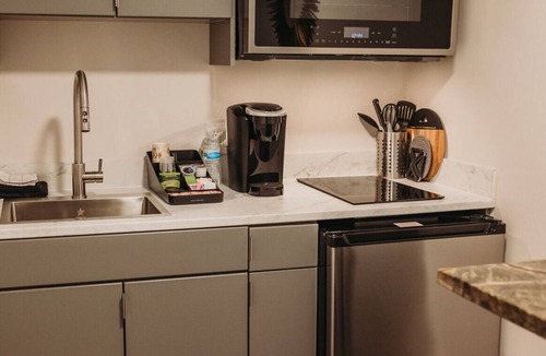 Bartlesville Apartment | 115 · The Wilds #115 - Hotel Phillips