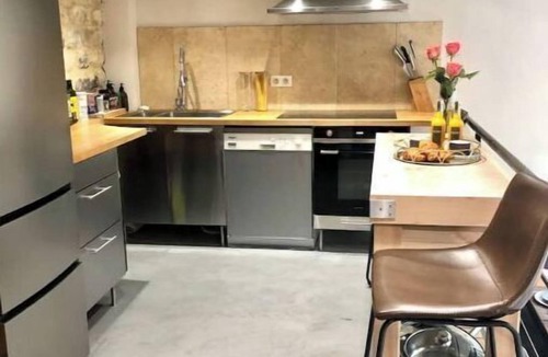 La Villette Apartment | 115m2 air-conditioned loft with indoor terrace