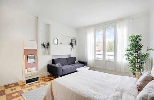 Clamart Resort | 116 m² Private room ∙ 1 bedroom ∙ 5 guests