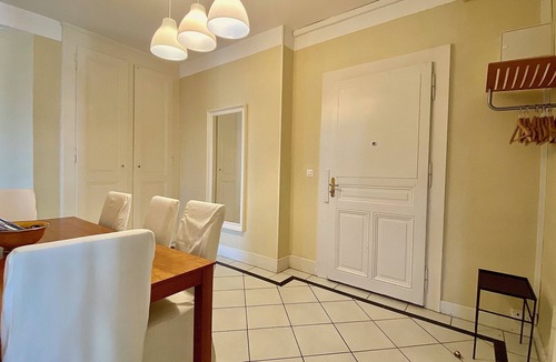 Lausanne Apartment | 117 * Bright, classic and elegant, close to train station