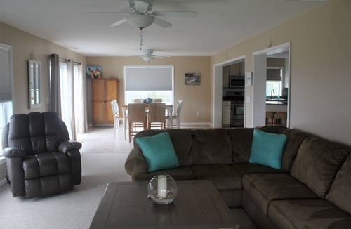 Broadkill Beach House | 117 Louisiana - Just two blocks to Broadkill Beach!