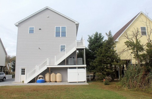 Broadkill Beach House | 117 Louisiana - Just two blocks to Broadkill Beach!