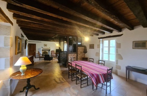 Belabre House | 117 m² House ∙ 3 bedrooms ∙ 6 guests