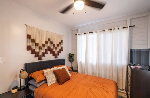 Hilo House | 117 Wainaku St, Hilo, Unit C