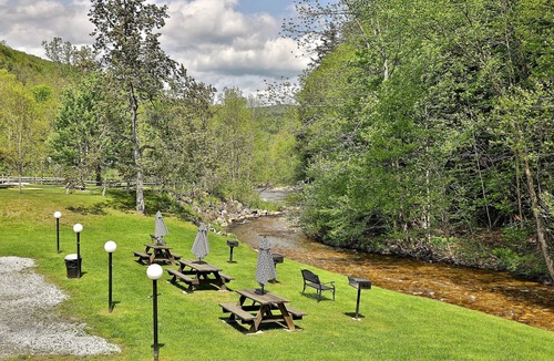 West Bridgewater Hotel | 118 Two Double bed Standard Hotel room