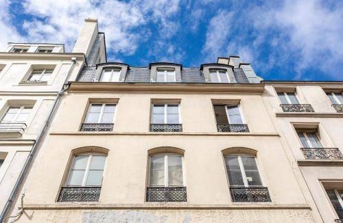3rd Arrondissement Apartment | 119 m² Apartment ∙ 3 bedrooms ∙ 9 guests