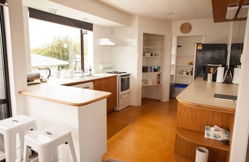 Richmond Heights House | 11b Tobin Place, Taupo