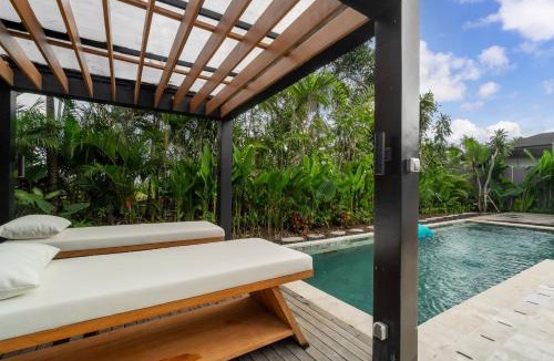 Melayang Villa | 11BR Laia & Akari by BaliSuperHost