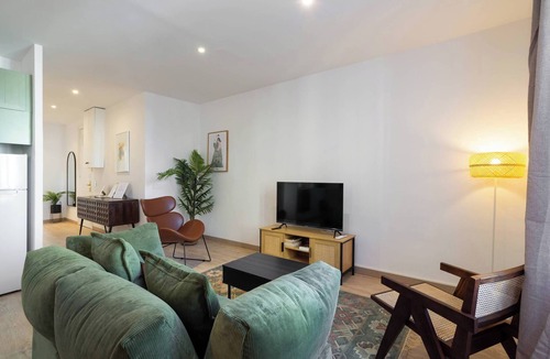 Hostafrancs Apartment | 11CRC1037 Newly decorated Flat near Sants Station