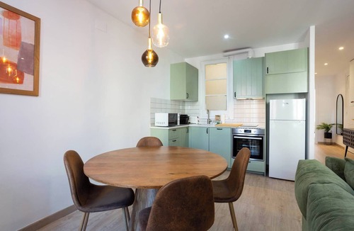 Hostafrancs Apartment | 11CRC1037 Newly decorated Flat near Sants Station