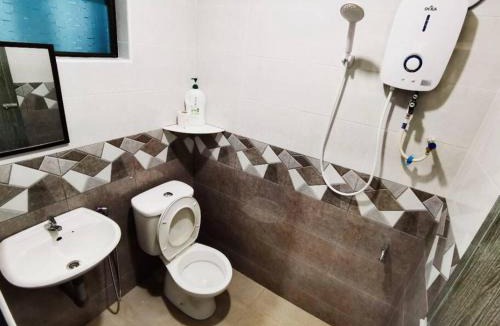 Pasir Pinji Apartment | 11pax5br Modern 5mins Ipoh Town wPoolTable