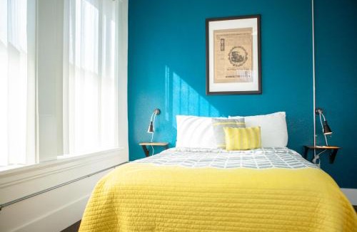 Golden Triangle Hostel | 11th Avenue Hostel