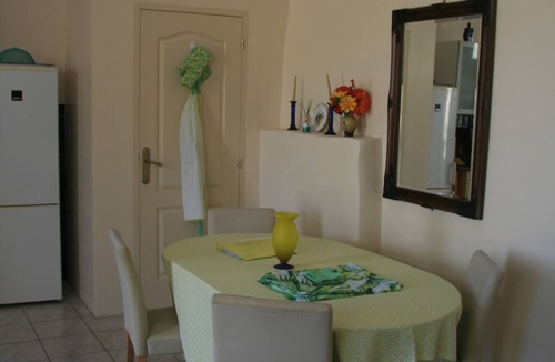 Berrie Cottage | 11th Century convertered barn