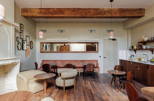 Bourgogne Hotel | 12-bedroom hotel with breakfast located in the city center