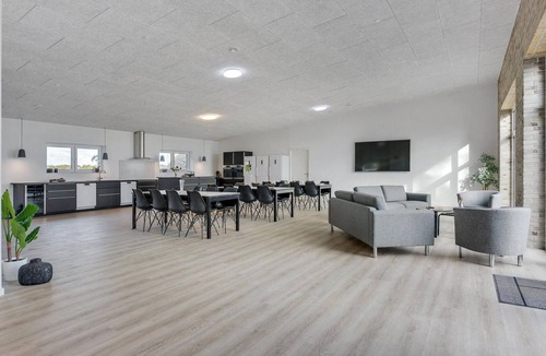 Aarosund House | 12 bedroom nice home in Haderslev