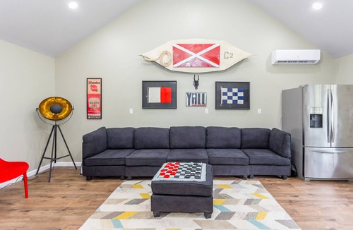 Shenandoah House | 12 Bedroom Waterfront Cabins Pool Theater Game Room