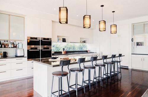 St Leonards House | 12 bell retreat