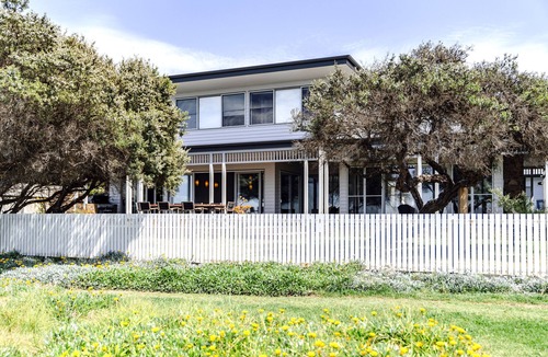 St Leonards House | 12 bell retreat