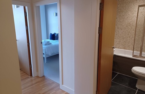 South Cliff Apartment | 12 Easby Hall Summary