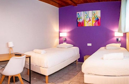Villeneuve-Saint-Georges Apartment | 120 m² Serviced apartment ∙ 5 bedrooms ∙ 9 guests