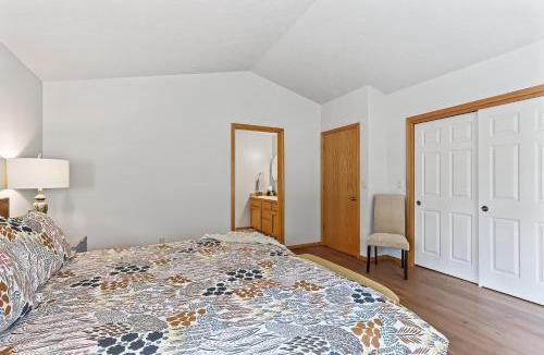 Deer Park House | 12 Hart Mountain