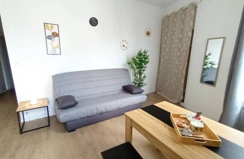 Saint-Amand-sur-Sevre House | 12 km from Puy du Fou - L'Autan