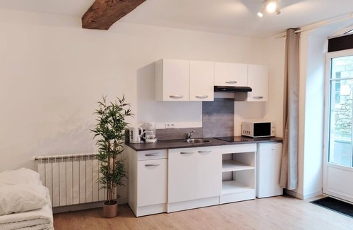 Saint-Amand-sur-Sevre Apartment | 12 km from Puy du Fou - Le Bora