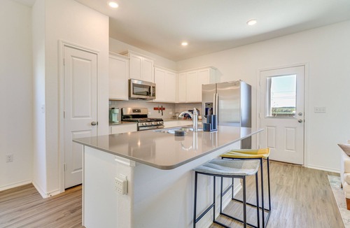 Stony Ridge North House | 12 Mi to Dtwn Austin: Quiet Home w/Patio & Yard