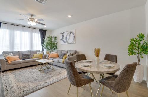 Weston House | 12 Mi to Dtwn McKinney: Modern Gem w/Patio & Yard