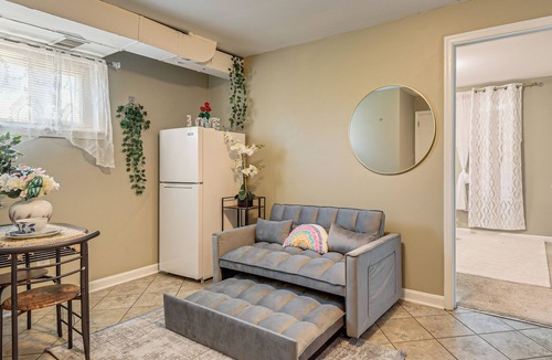 Springfield Apartment | 12 Mi to Nat'l Mall: Cozy Apt w/Shared Patio